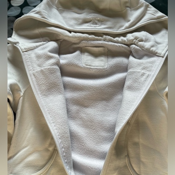 Lululemon Scuba Hoodie - Size 4 - Picture 7 of 10